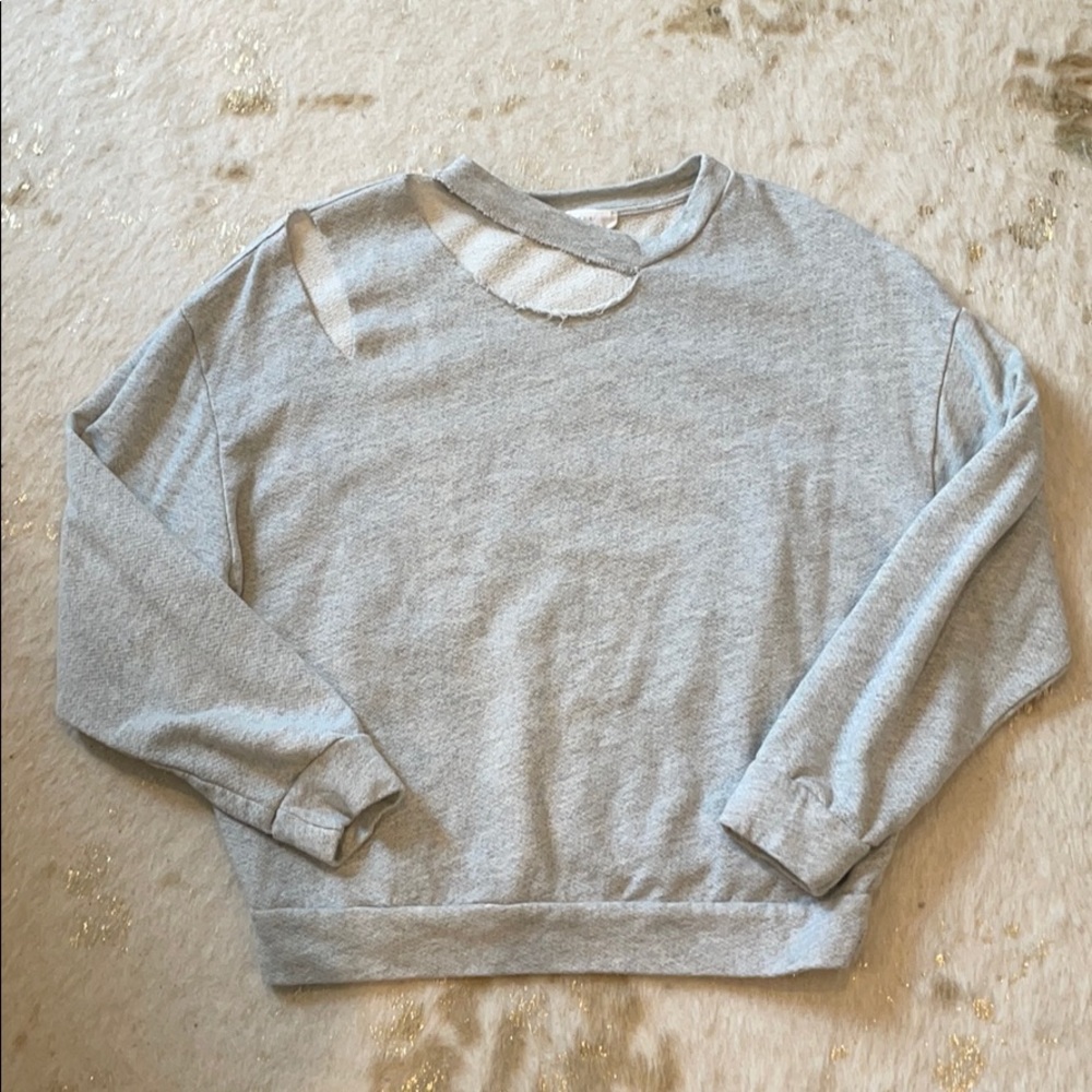Sweatshirt